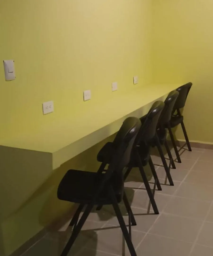 Hostel Tropico 20 Pdc 普拉亚卡门